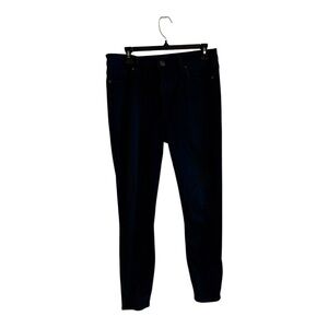PAIGE Hoxton skinny jeans in a dark wash. size 31
